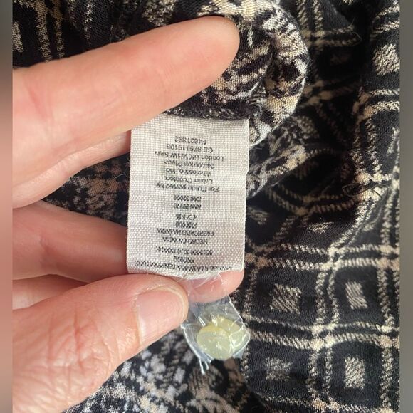 Free People Women Black Floral Long Sleeve Button Size XSP - Picture 7 of 11